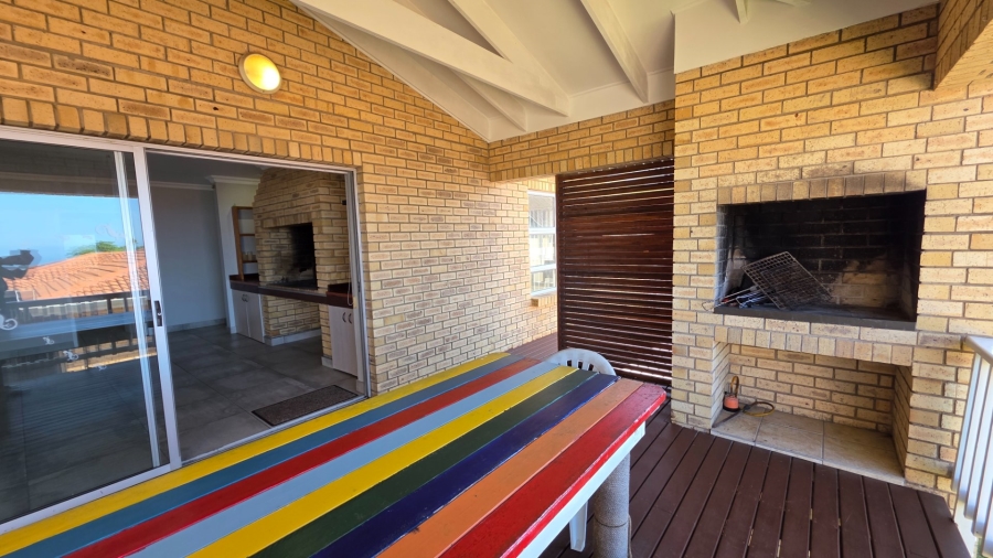 4 Bedroom Property for Sale in Dana Bay Western Cape